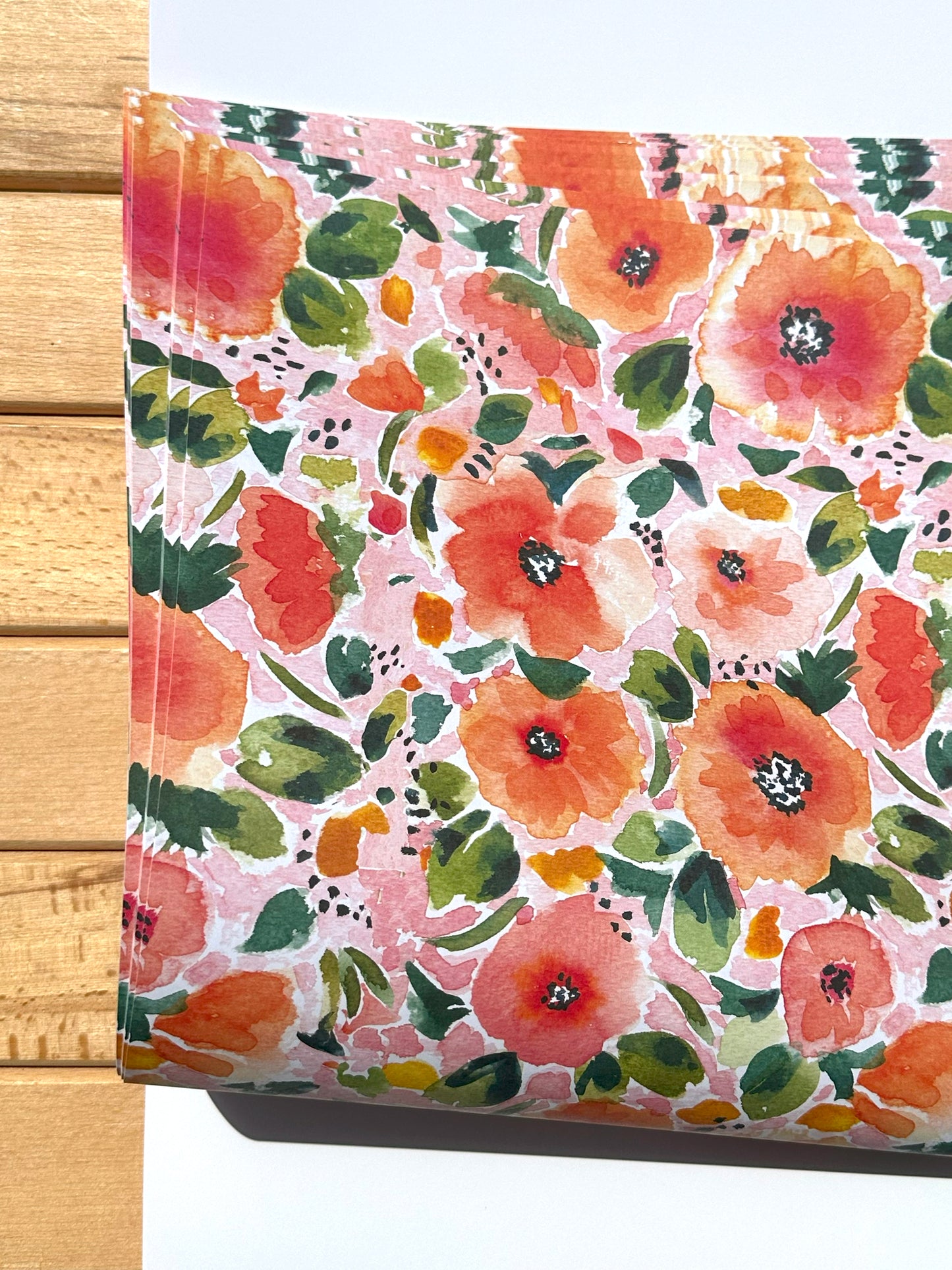 Disposable paper placemats with floral print for dining tables, parties, and outdoor gatherings